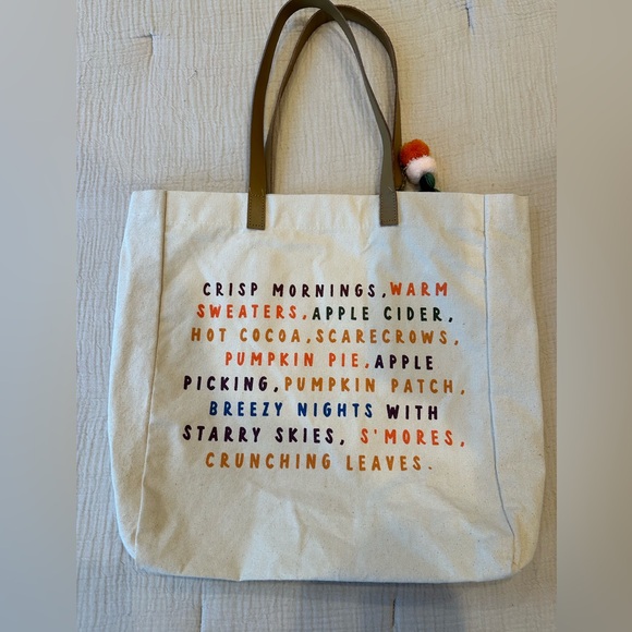 Fall bag tote with tassel detail - Picture 6 of 7